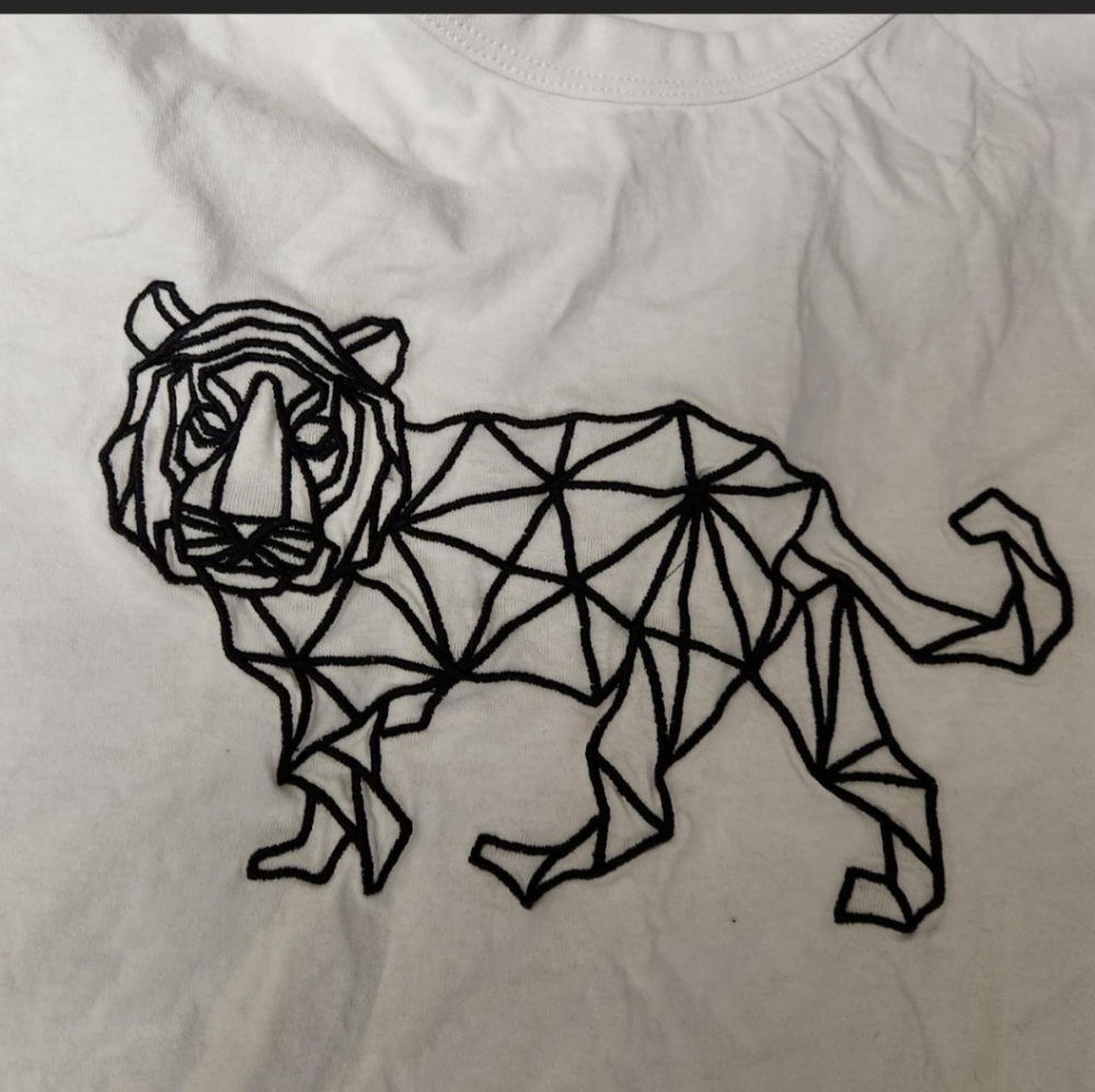 French Connection Tee - Picture 3 of 3